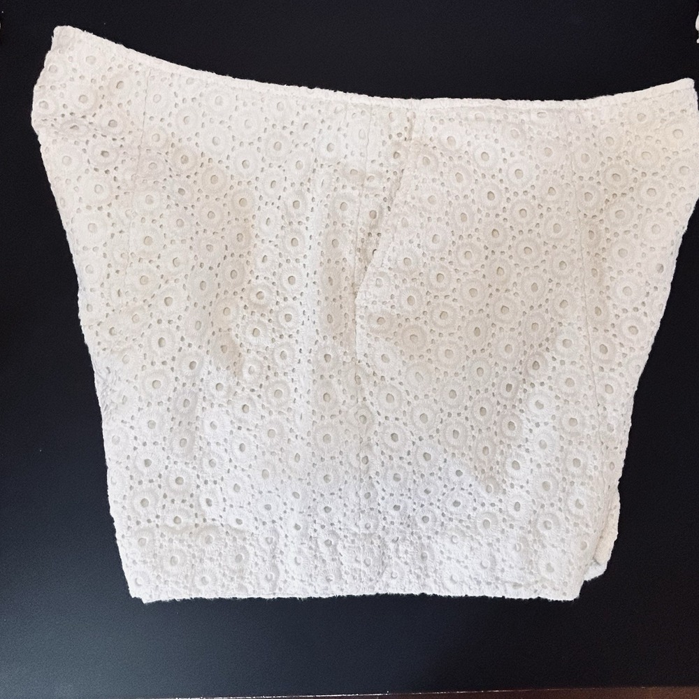 Cappagallo White Eyelet Lined Shorts Size 12 Side Slash Pockets Back Zip 36 - Picture 9 of 10